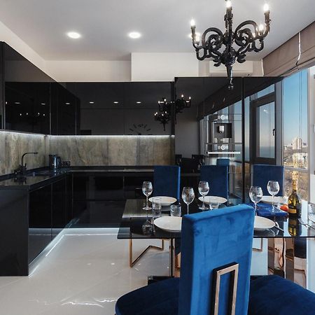 Royal Apartment Odessa Dış mekan fotoğraf