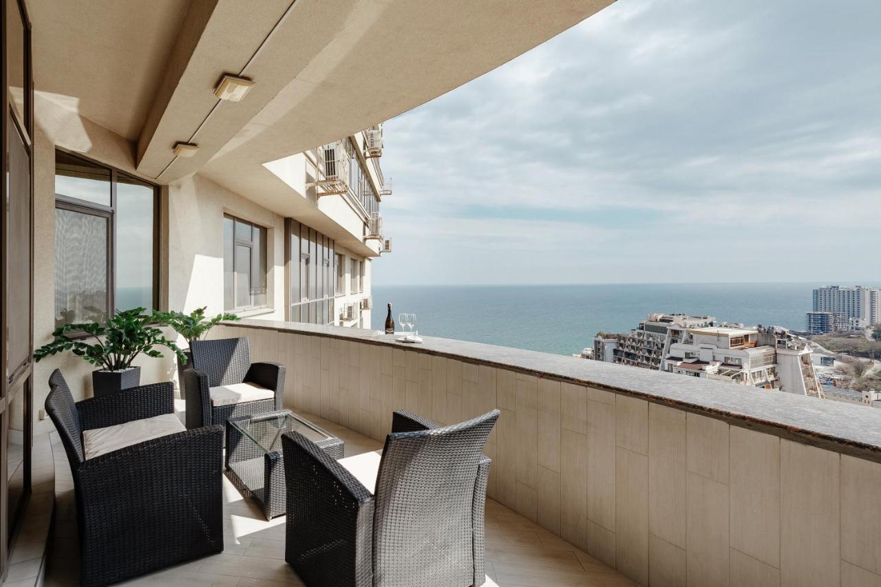Royal Apartment Odessa Dış mekan fotoğraf