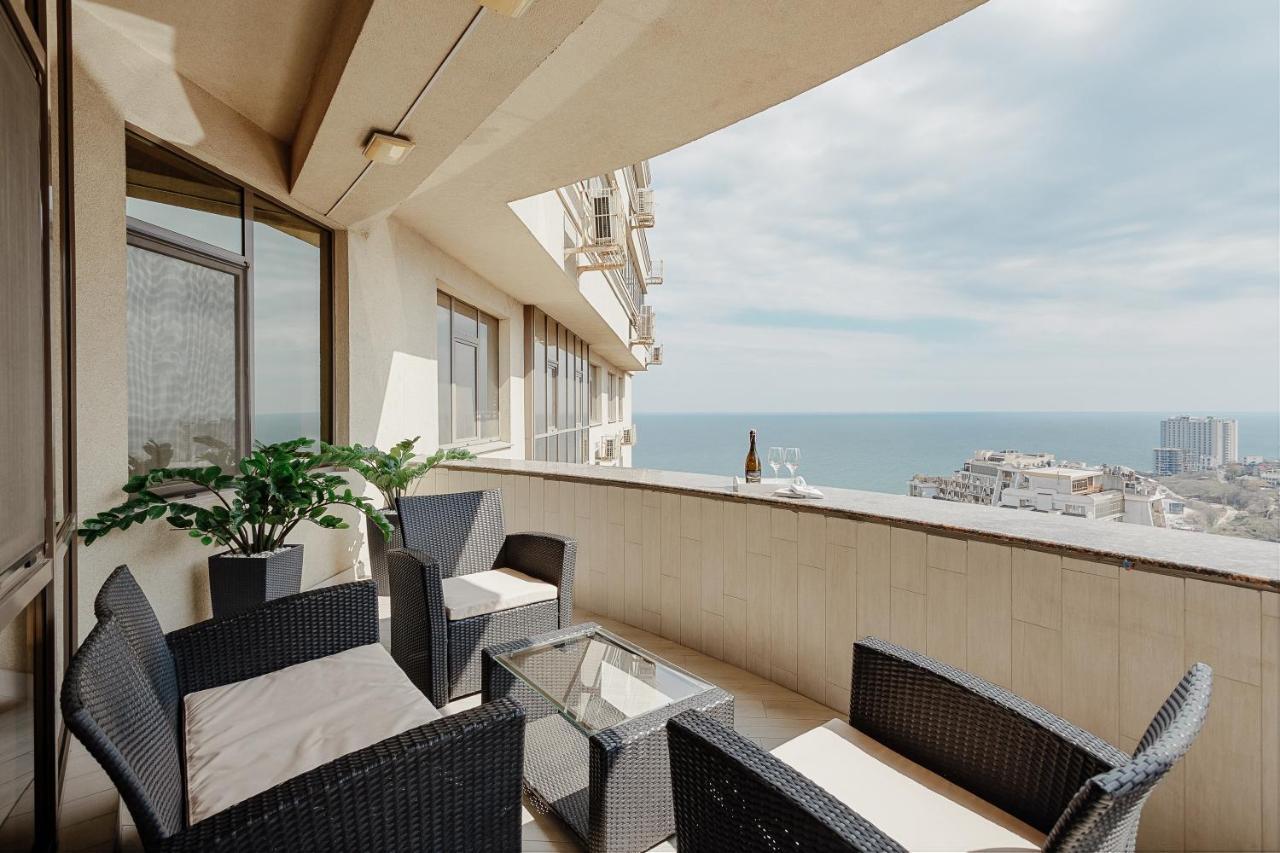 Royal Apartment Odessa Dış mekan fotoğraf