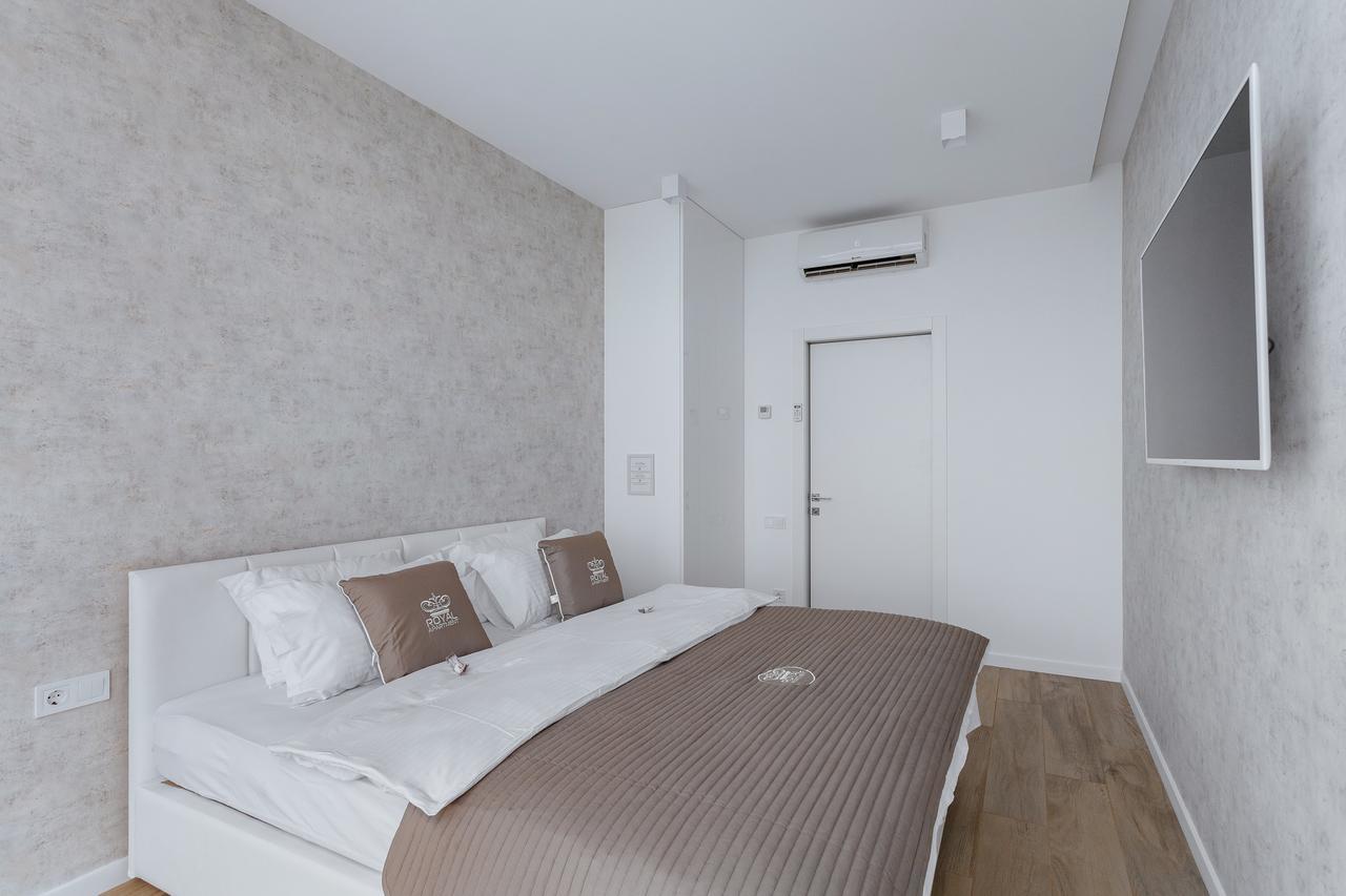 Royal Apartment Odessa Dış mekan fotoğraf