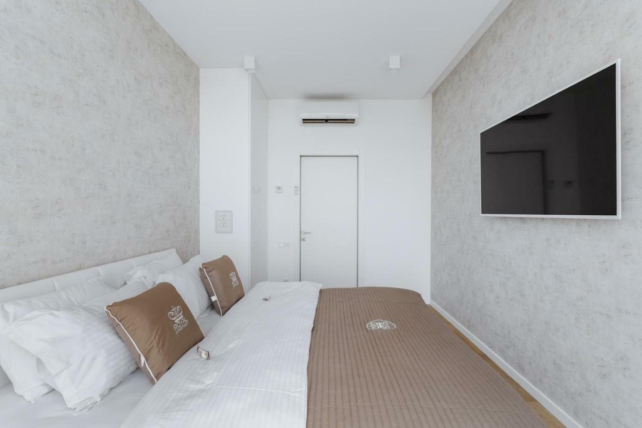 Royal Apartment Odessa Dış mekan fotoğraf